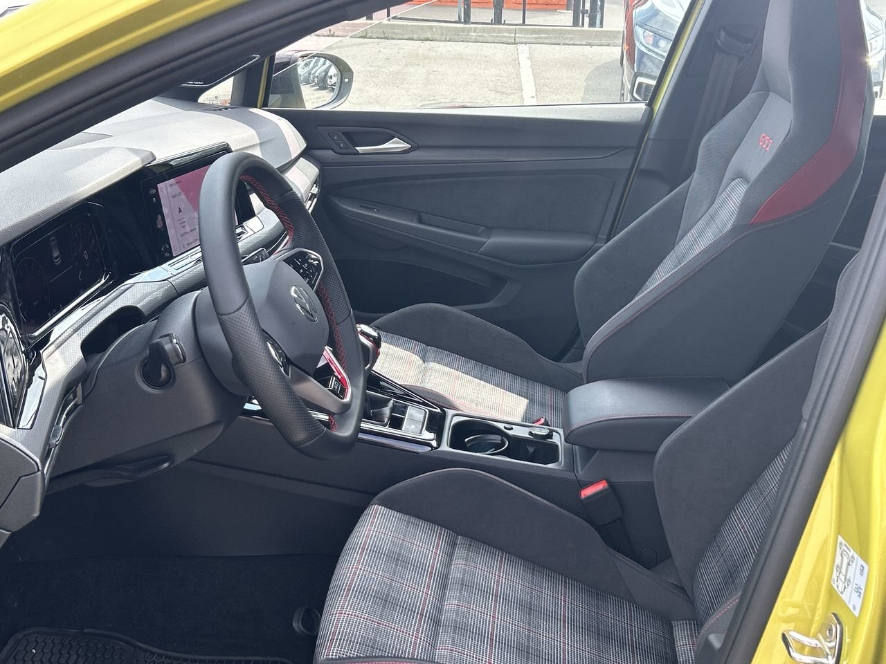 Certified Used 2023 Pomelo Yellow Metallic with black roof Volkswagen 40th Anniversary image 19