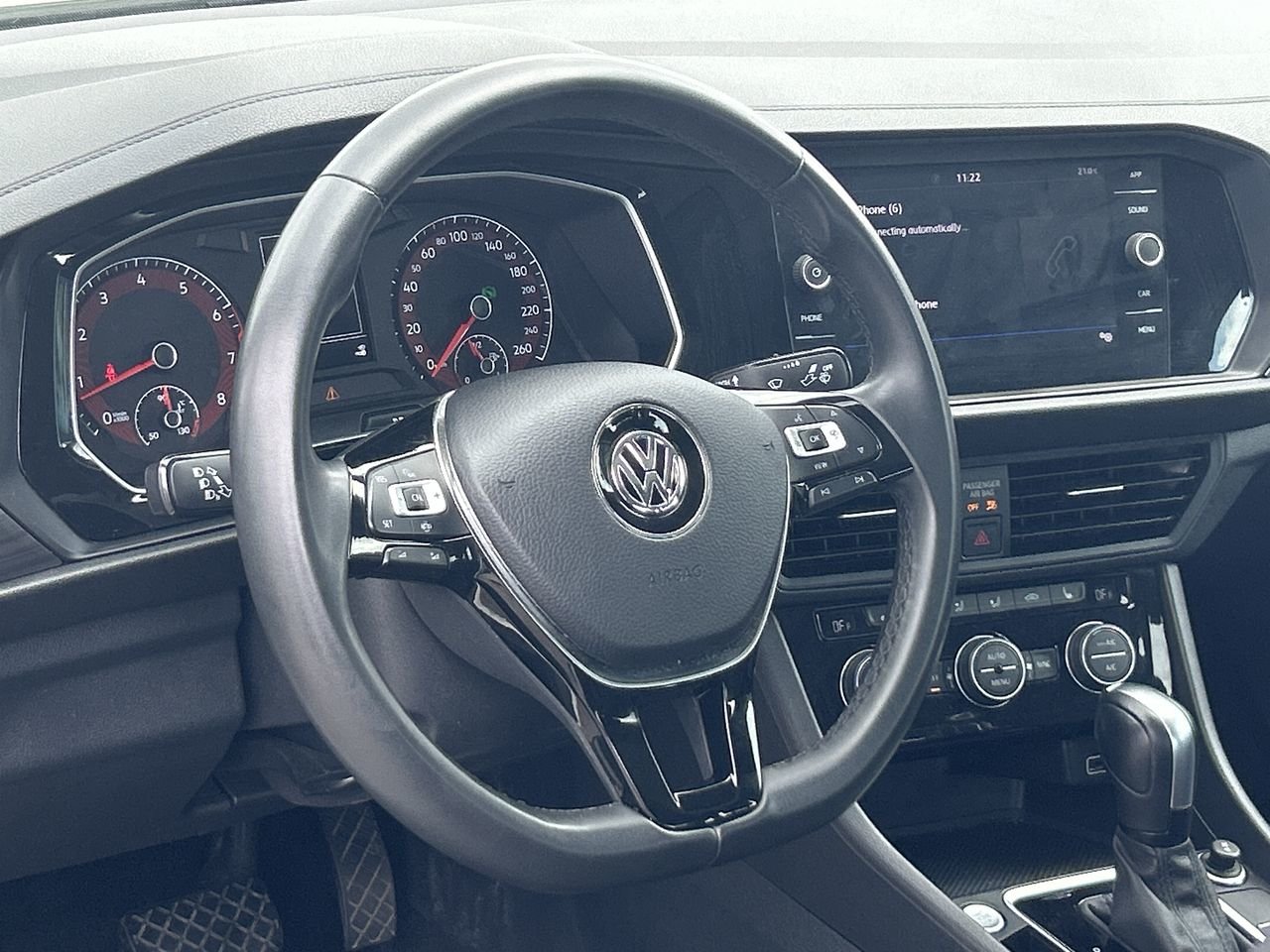 Certified Used 2020 Pure White Volkswagen Highline image 20