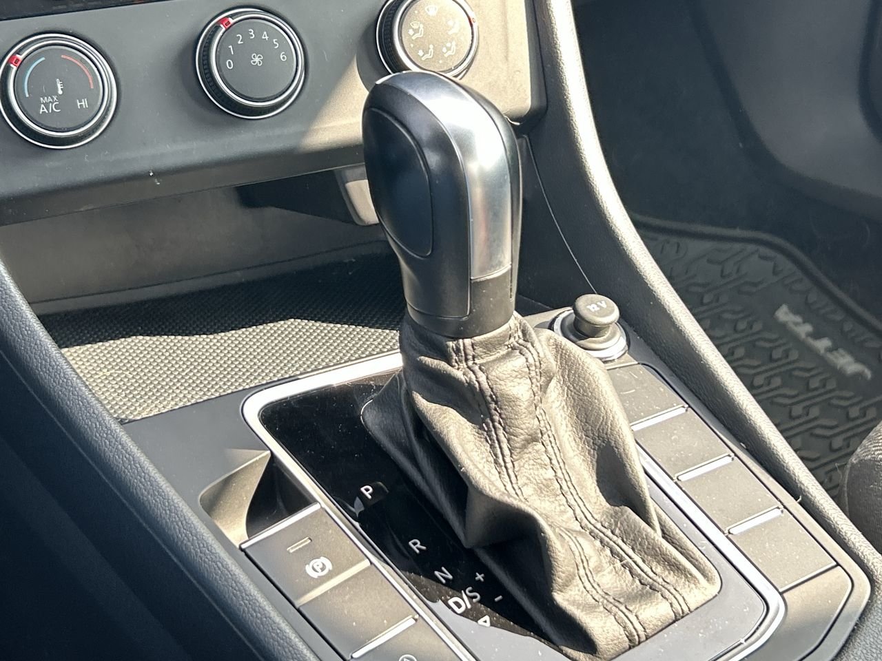 Certified Used 2020  Volkswagen Comfortline image 26