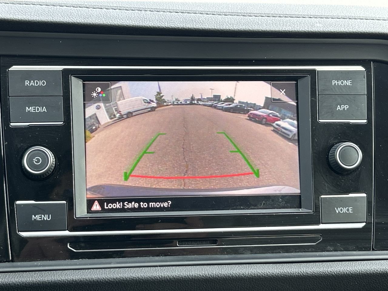 Certified Used 2020  Volkswagen Comfortline image 27