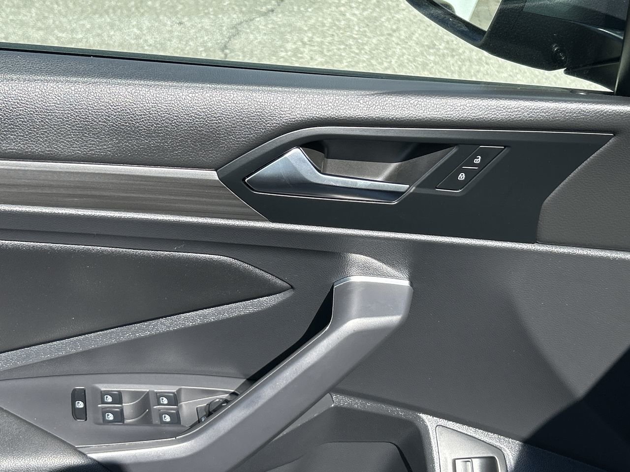 Certified Used 2020 Platinum Grey Met Volkswagen Highline image 21