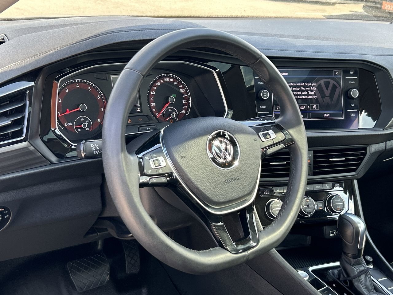 Certified Used 2020 Platinum Grey Met Volkswagen Highline image 20