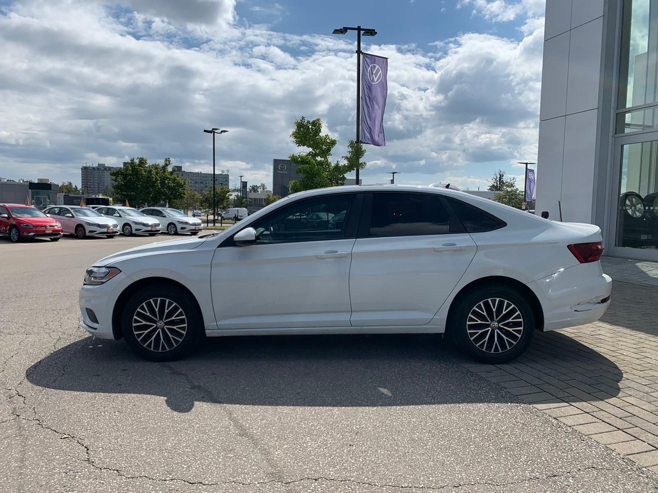 Certified Used 2020  Volkswagen Highline image 6