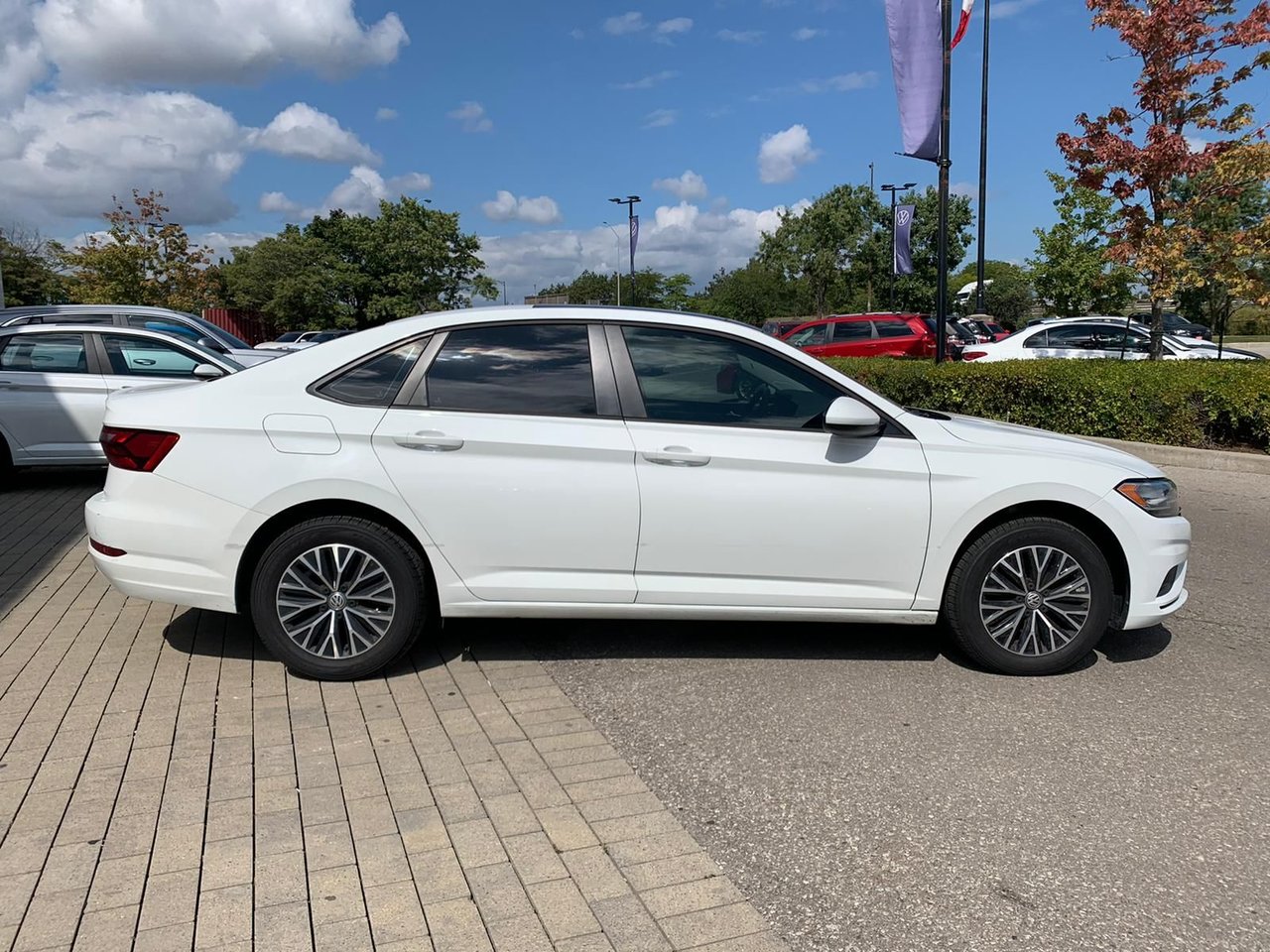 Certified Used 2020  Volkswagen Highline image 7