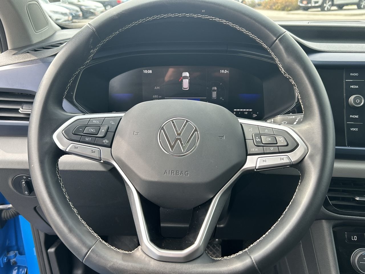 Certified Used 2022 Cornflower Blue Volkswagen Comfortline image 22