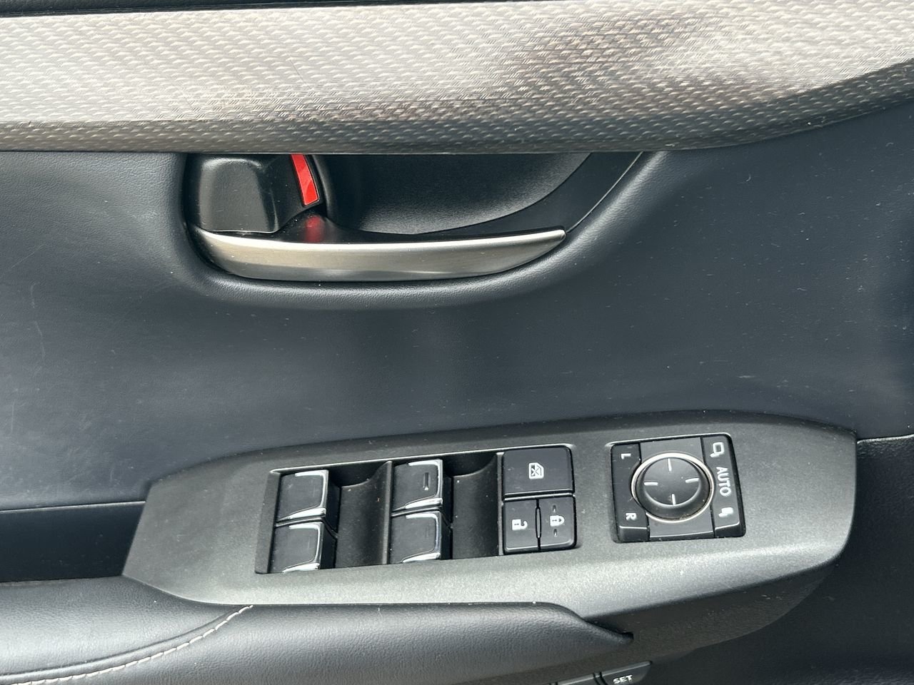 Used 2019 GREY Lexus NX 300 image 21