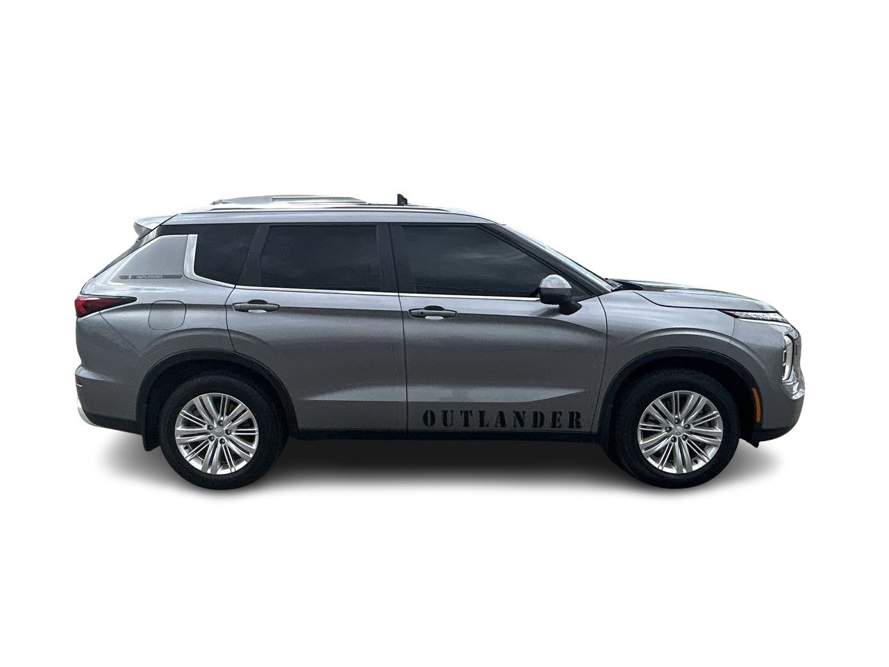 Used 2022 GRAY Mitsubishi SE image 14