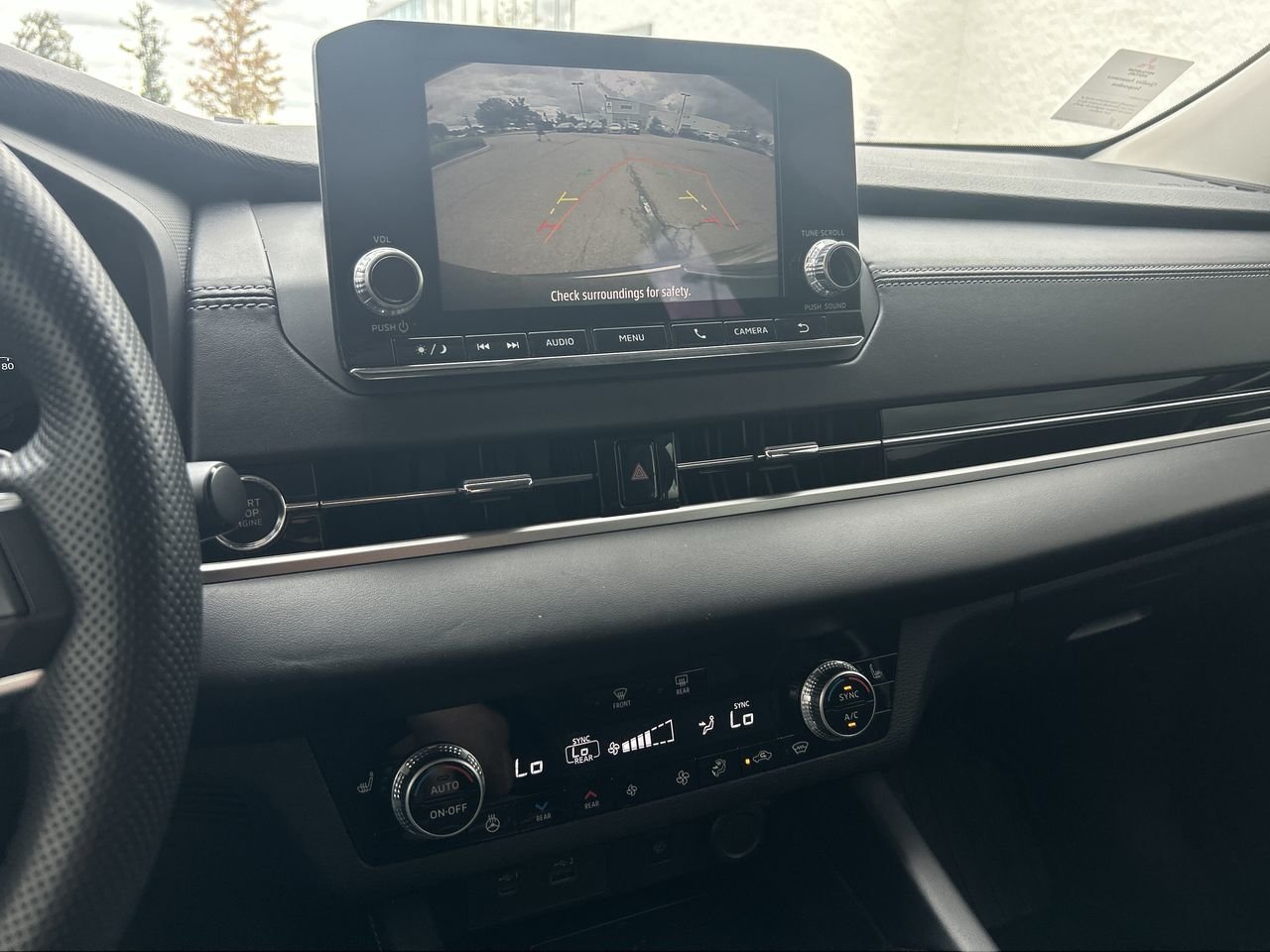 Used 2022 GRAY Mitsubishi SE image 28