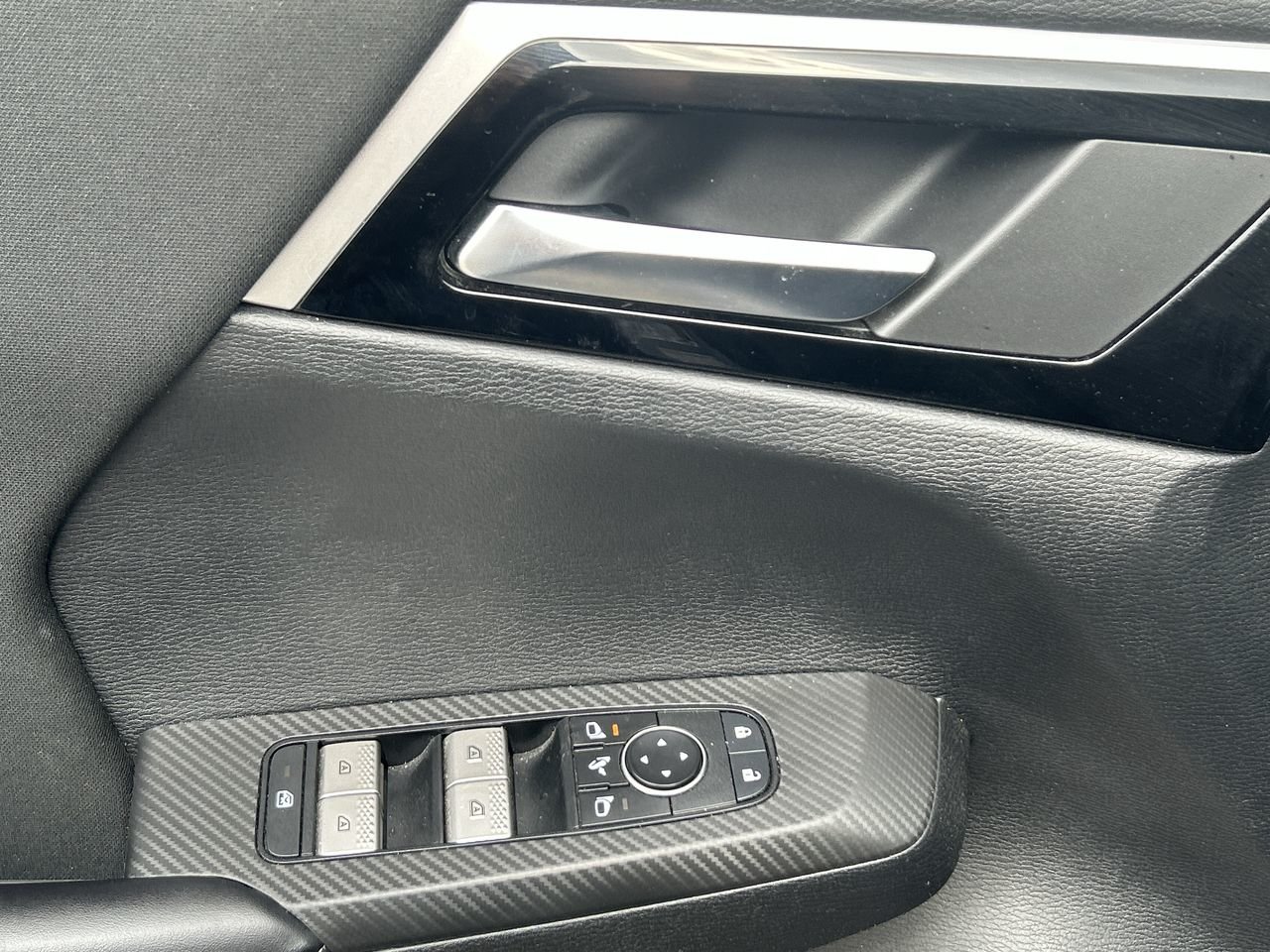 Used 2022 GRAY Mitsubishi SE image 20