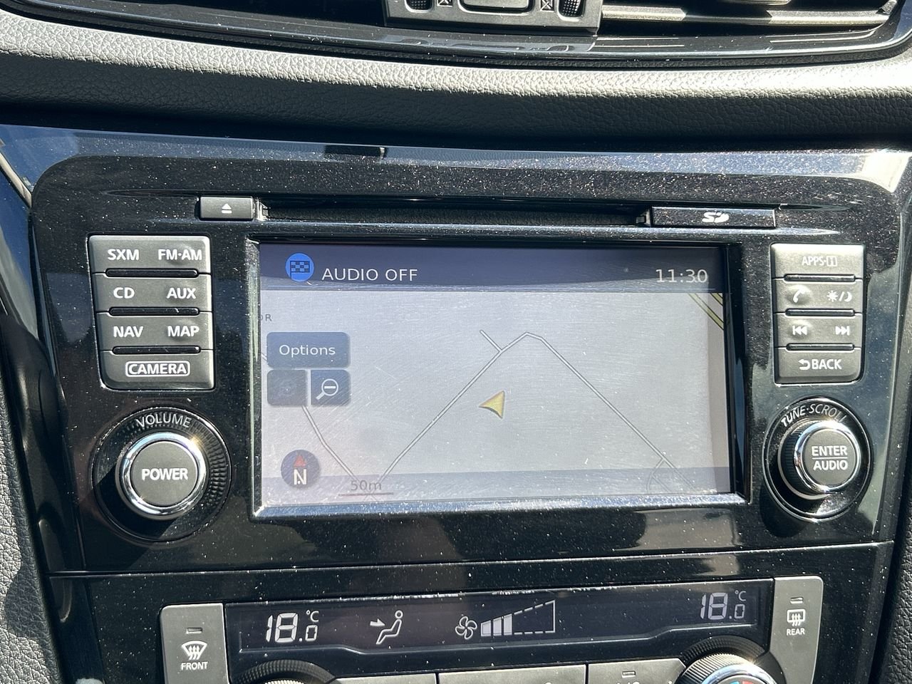Used 2017  Nissan SL image 25