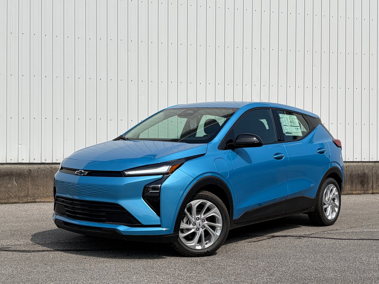 2027 Chevrolet Bolt LT FWD