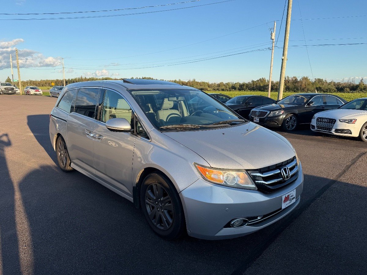 2014 Honda Odyssey Minivan Automatic
