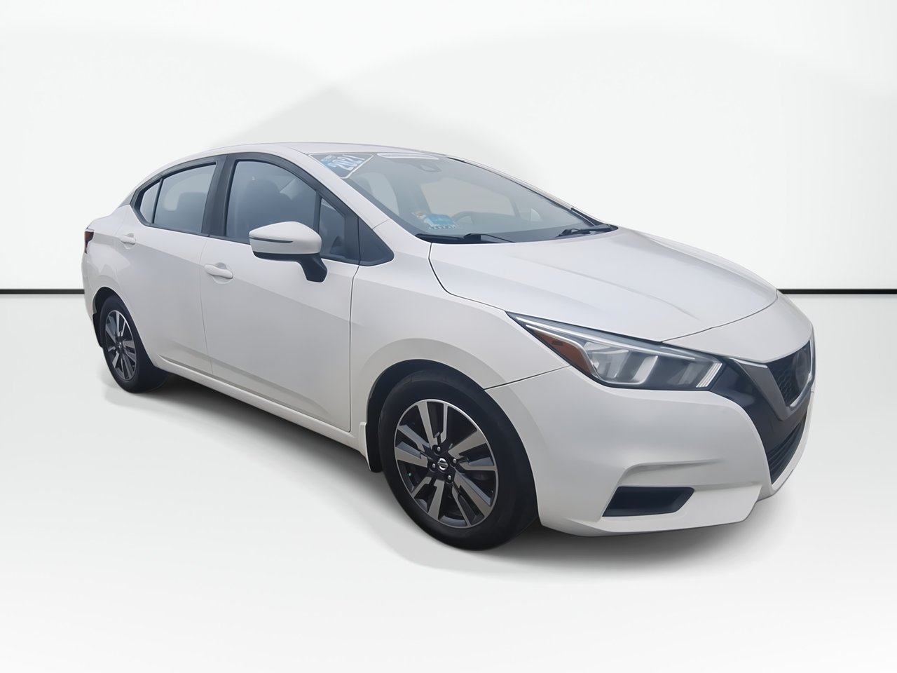 2021 Nissan Versa SV FWD