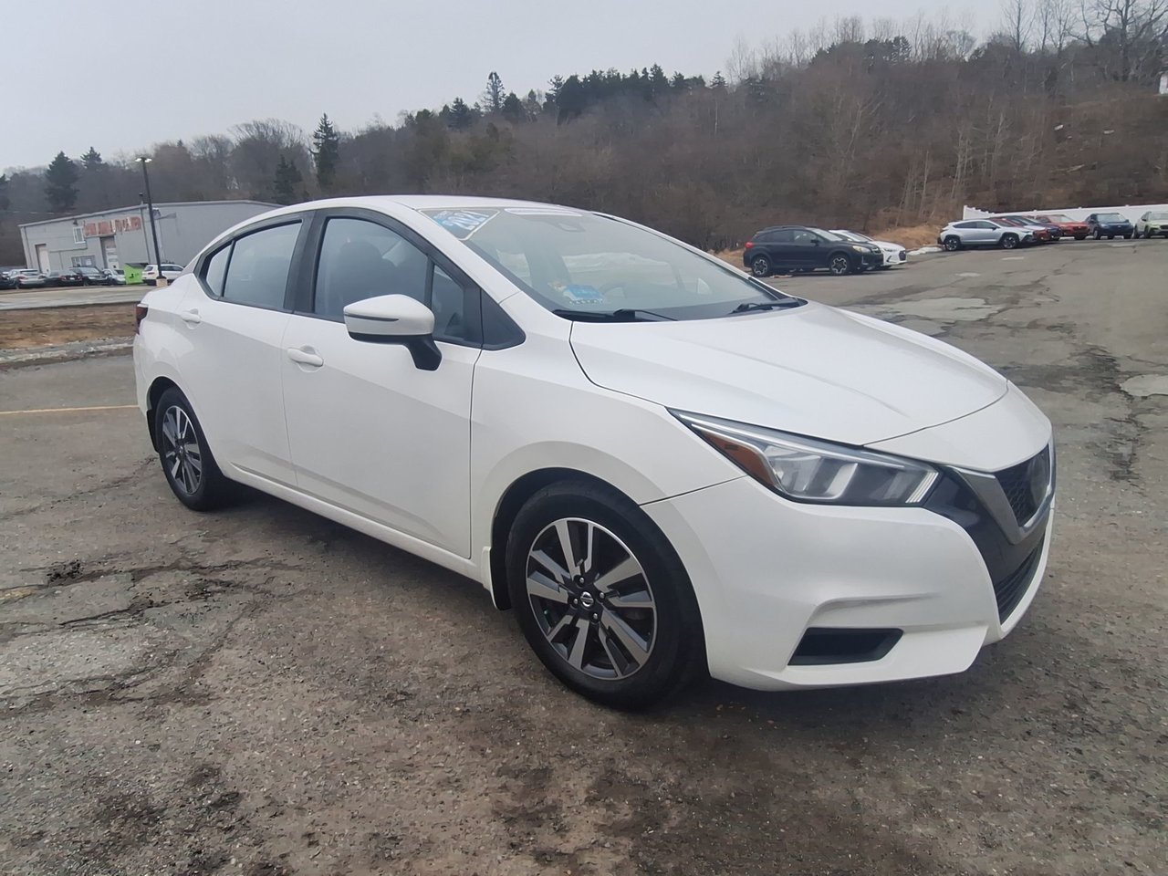 2021 Nissan Versa SV FWD