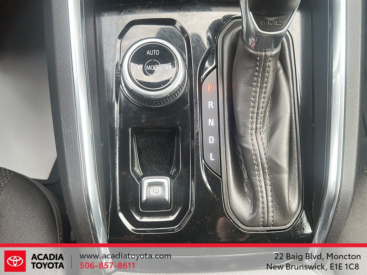 GMC Canyon Elevation 2023-14