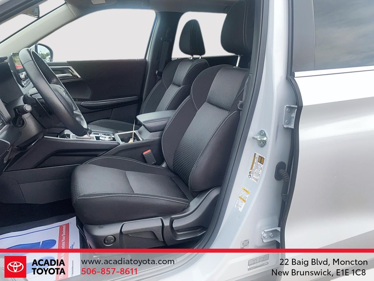 Mitsubishi Outlander SE 2024-8