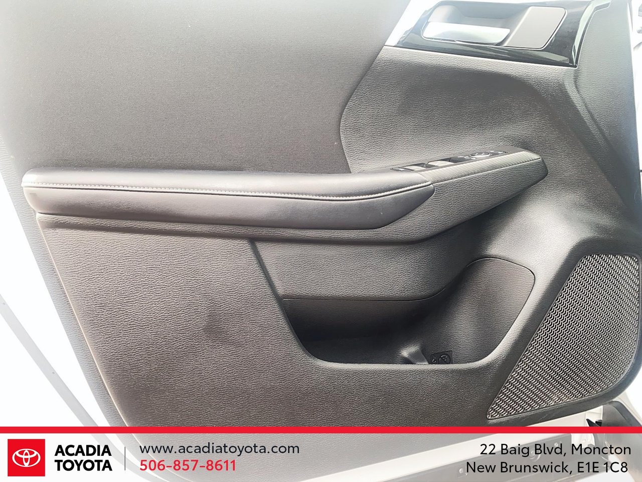 Mitsubishi Outlander SE 2024-10