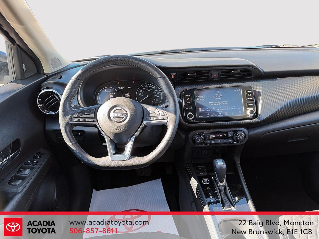 Nissan Kicks SV 2023-9
