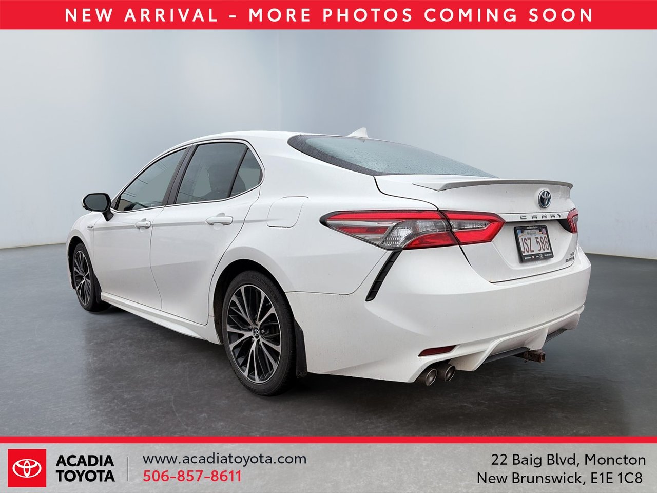 2018 Toyota Camry Hybrid SE-3