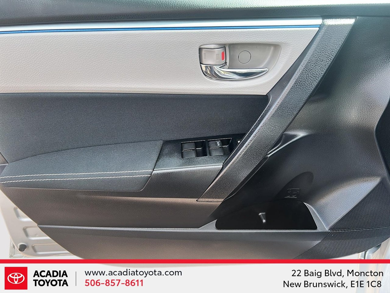 Toyota Corolla  2015-10