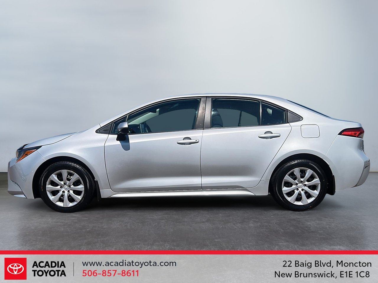 Toyota Corolla LE 2021-4