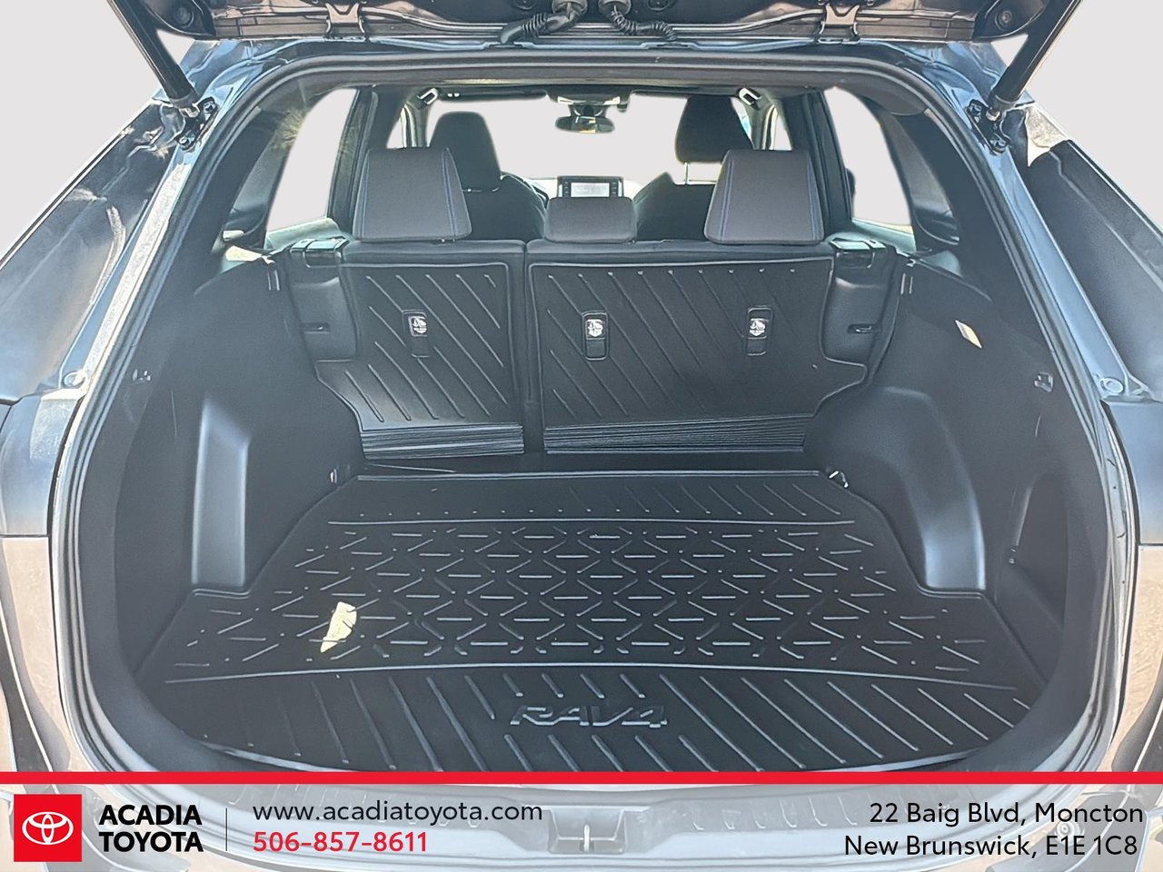 2022 Toyota RAV4 Hybrid SE-5