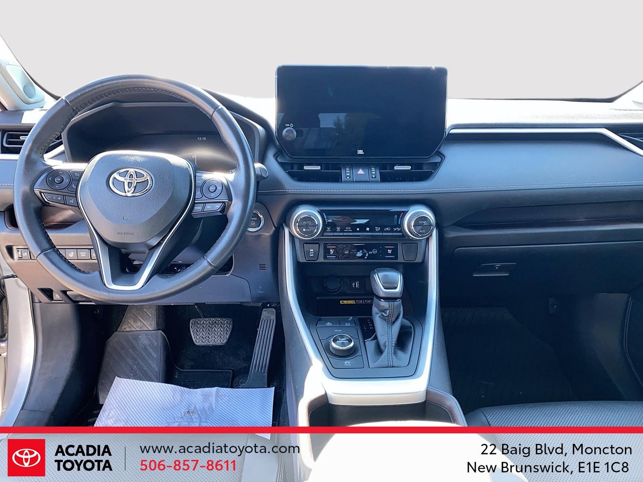 2024 Toyota RAV4 Hybrid Limited-9