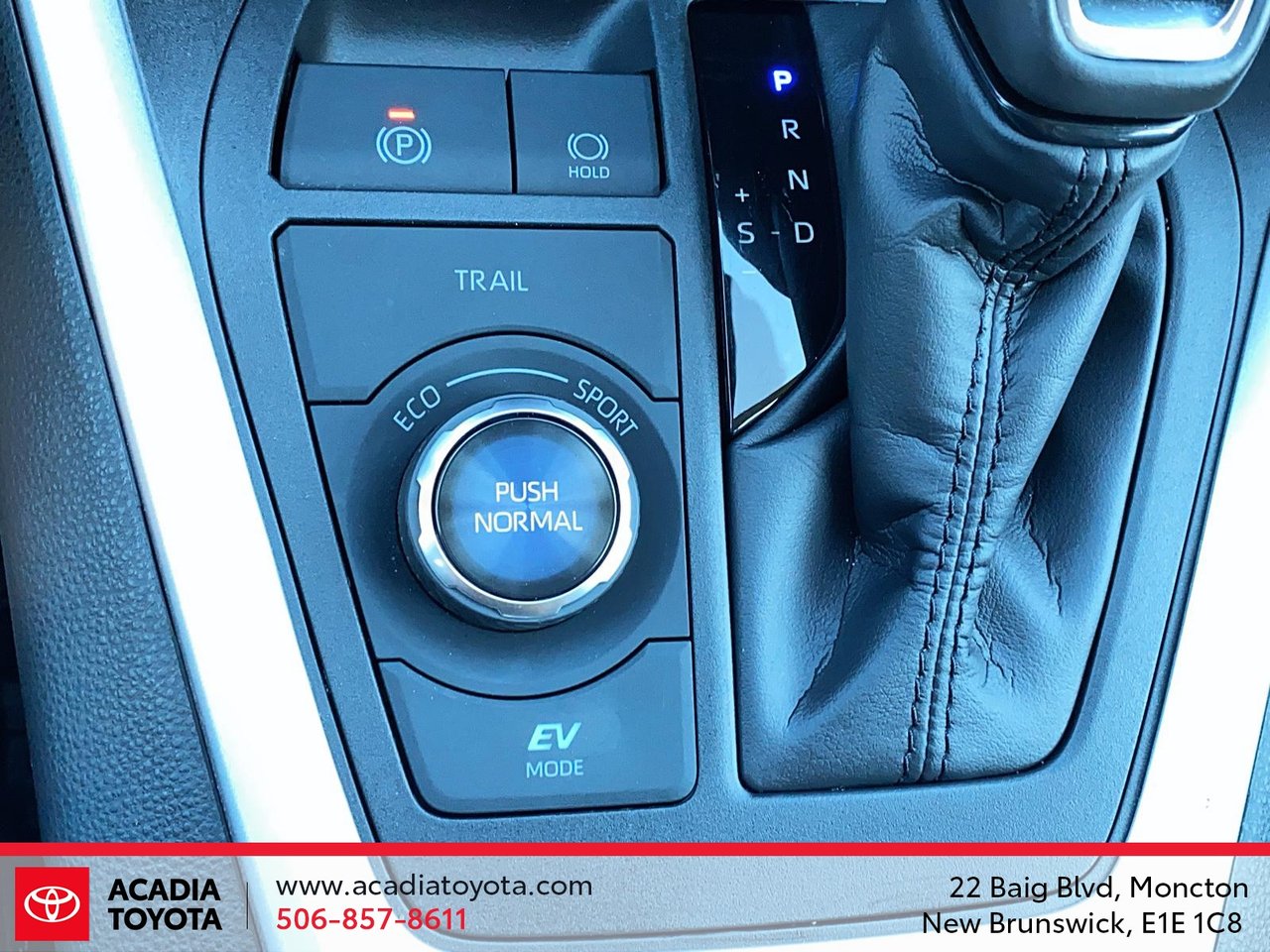2024 Toyota RAV4 Hybrid Limited-15