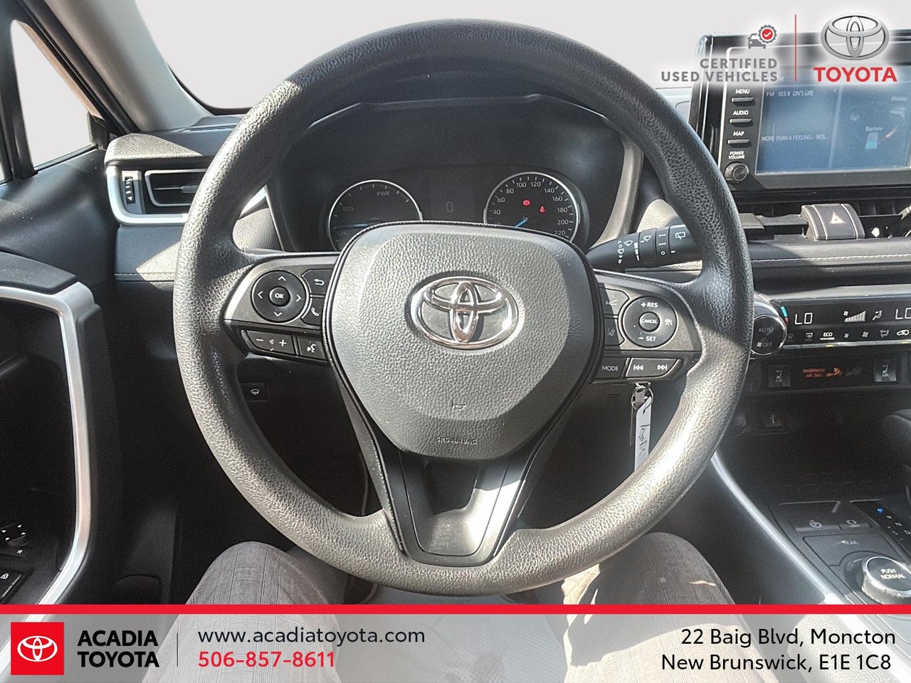2022 Toyota RAV4 Hybrid LE-11