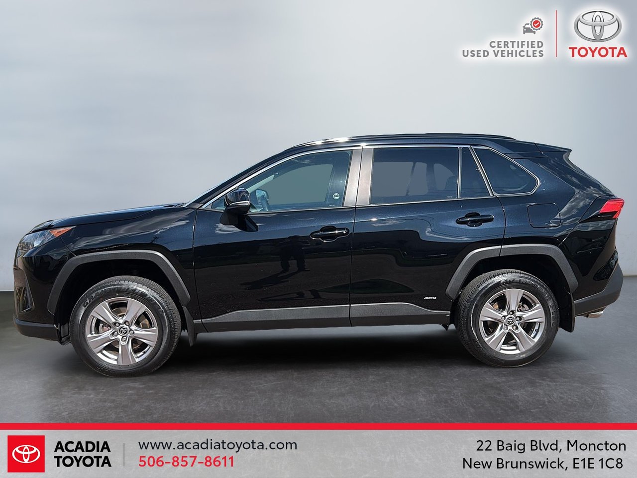 2022 Toyota RAV4 Hybrid LE-4