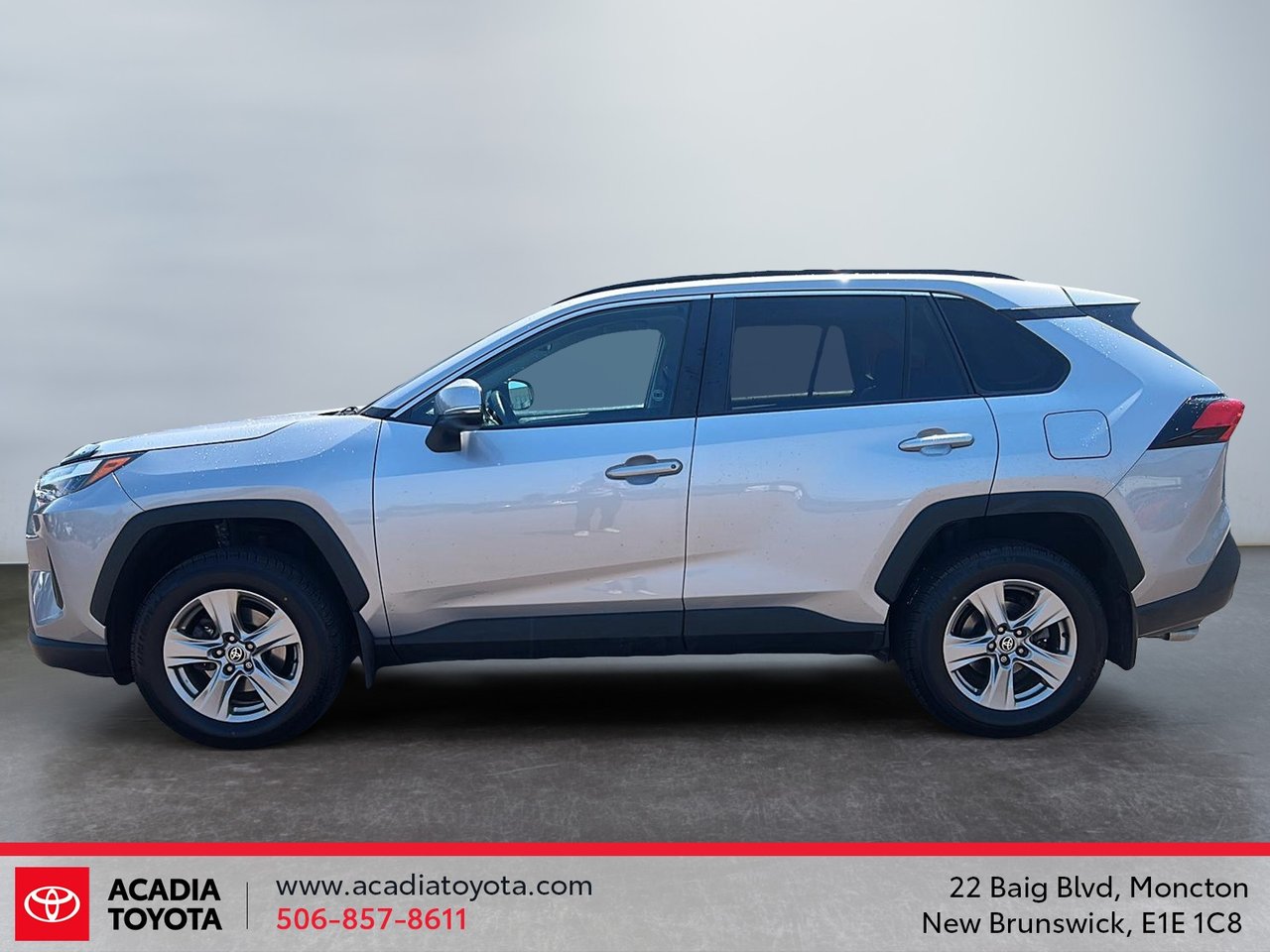 2022 Toyota RAV4 XLE-4