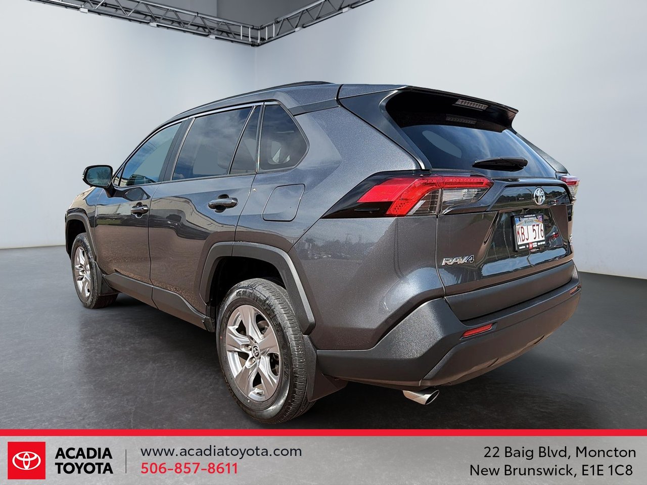 Toyota RAV4 XLE 2022-3