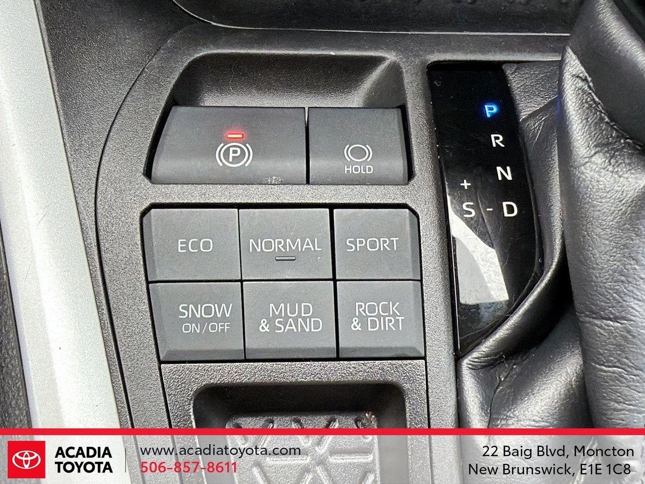 2022 Toyota RAV4 XLE-15
