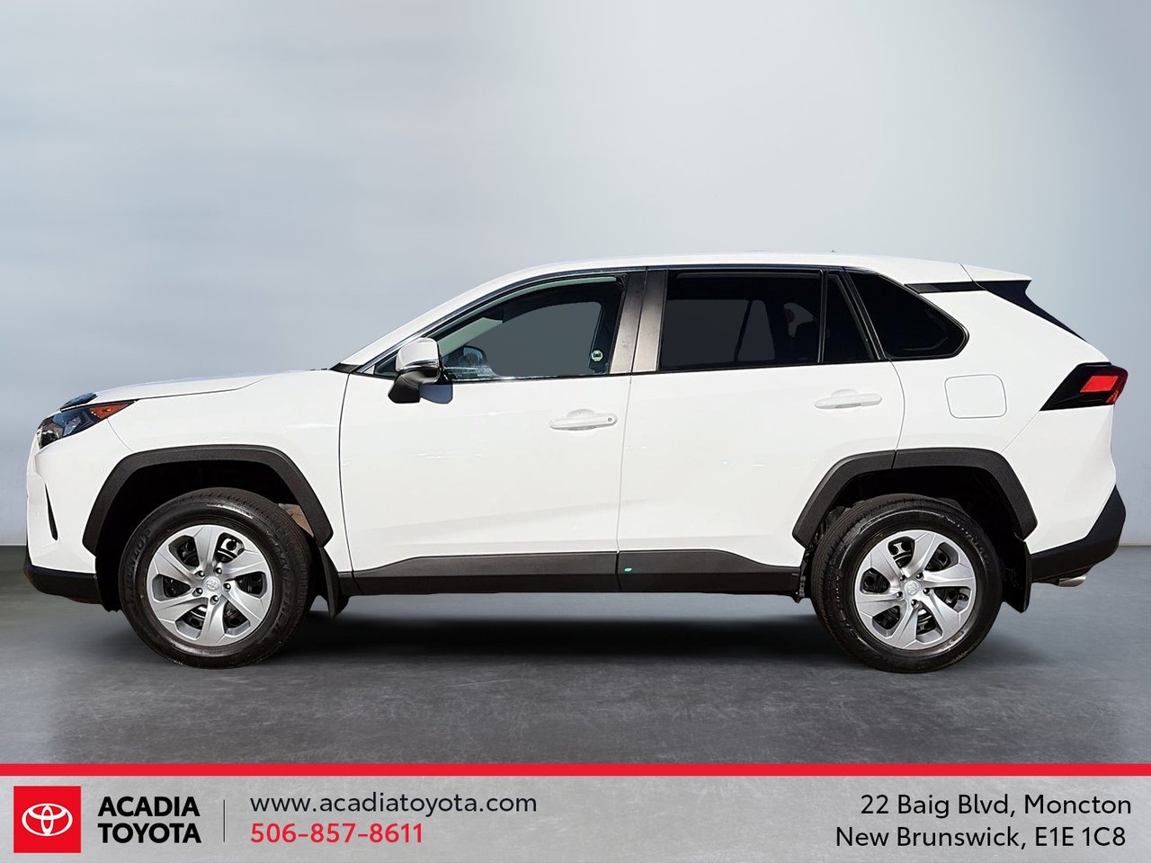 2022 Toyota RAV4 LE-2