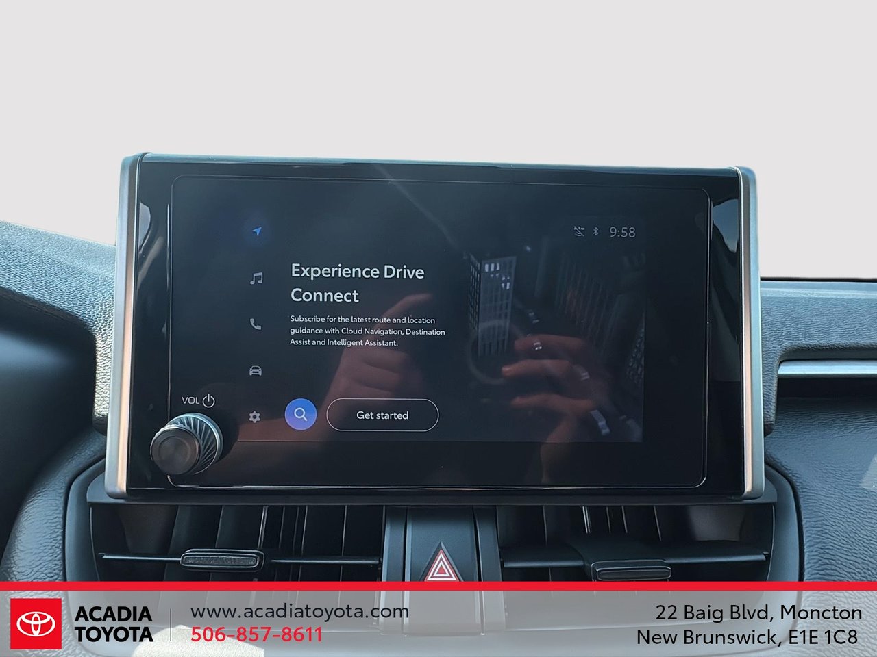 2024 Toyota RAV4 Hybrid LE-18