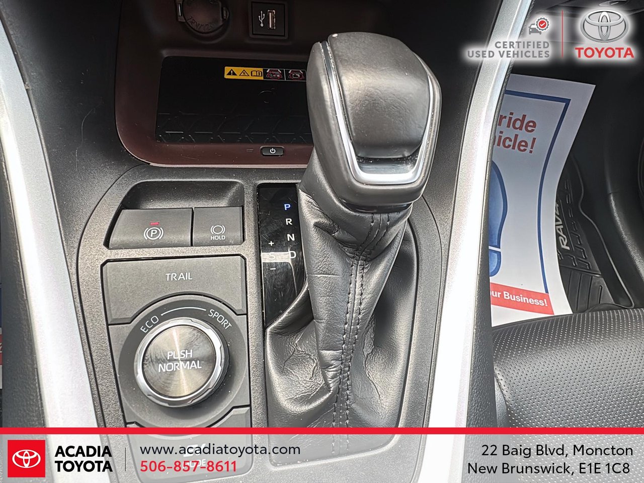 Toyota RAV4 Hybrid Limited 2024-14