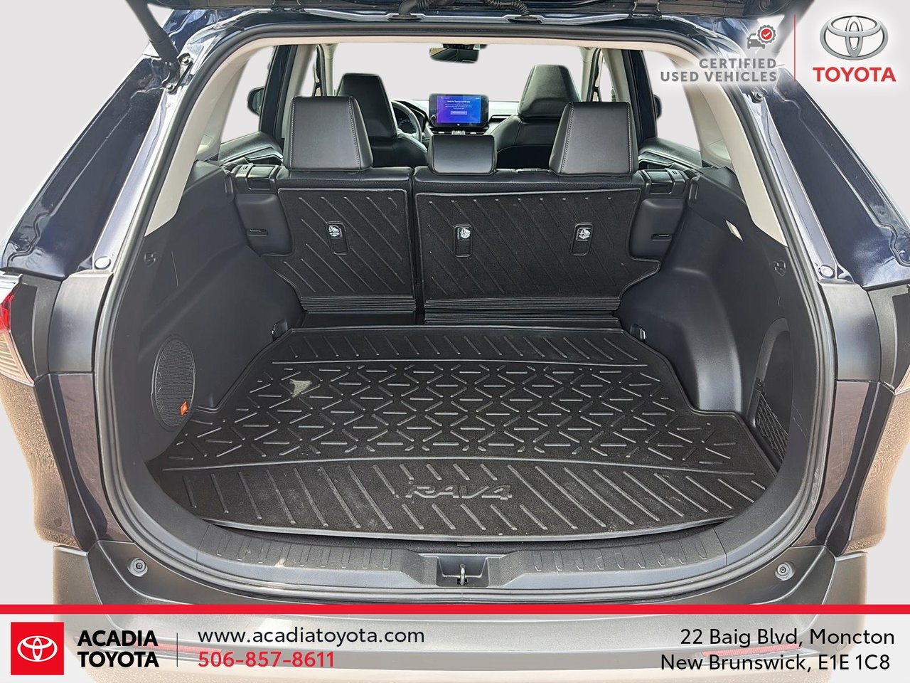 Toyota RAV4 Hybrid Limited 2024-5