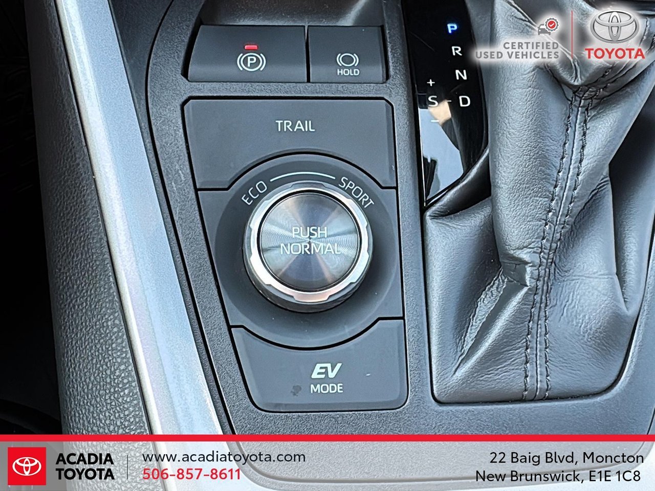 Toyota RAV4 Hybrid XSE 2024-16