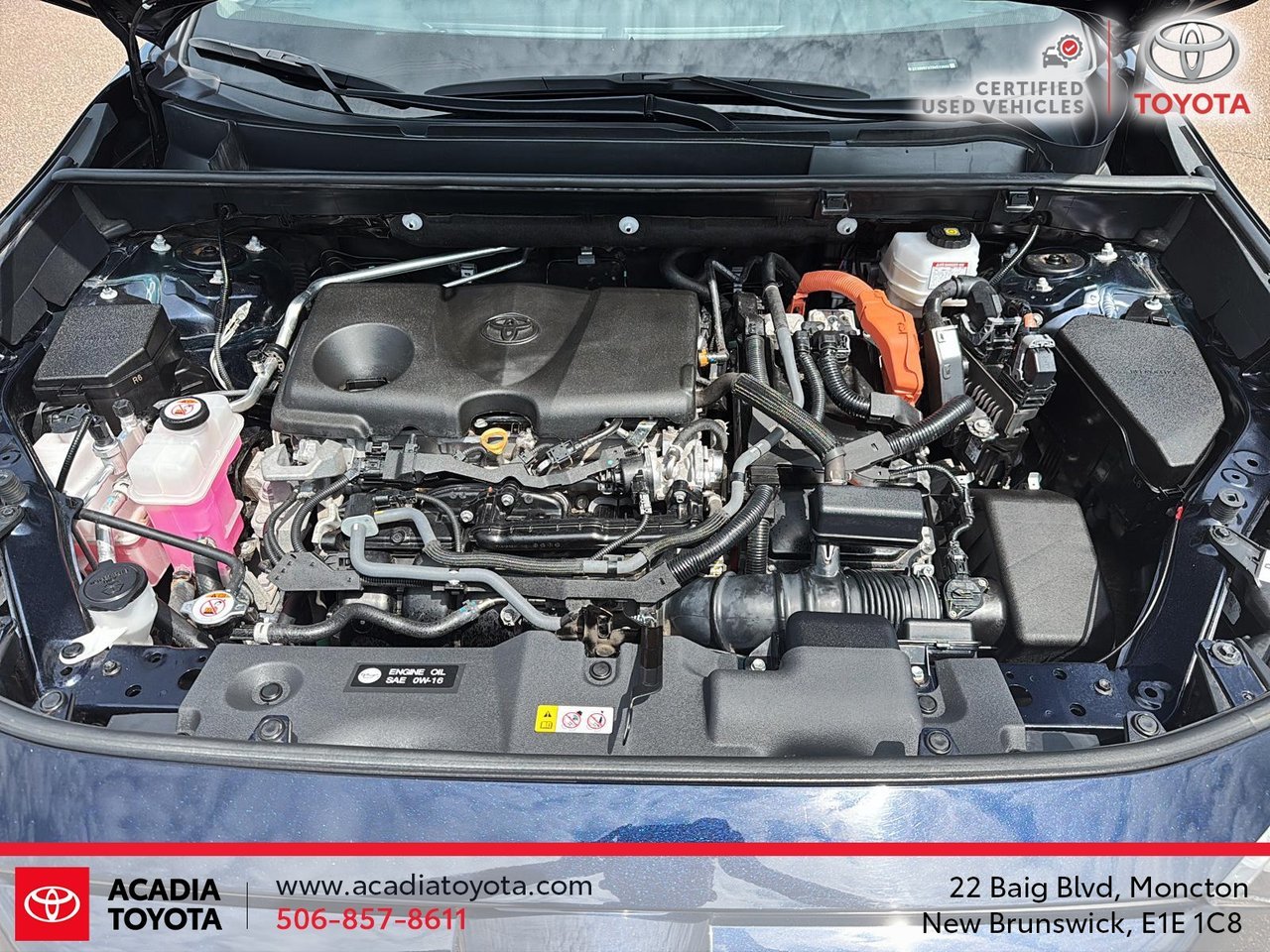Toyota RAV4 Hybrid Limited 2024-8