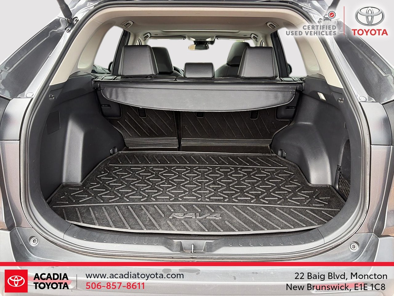 Toyota RAV4 XLE 2024-5