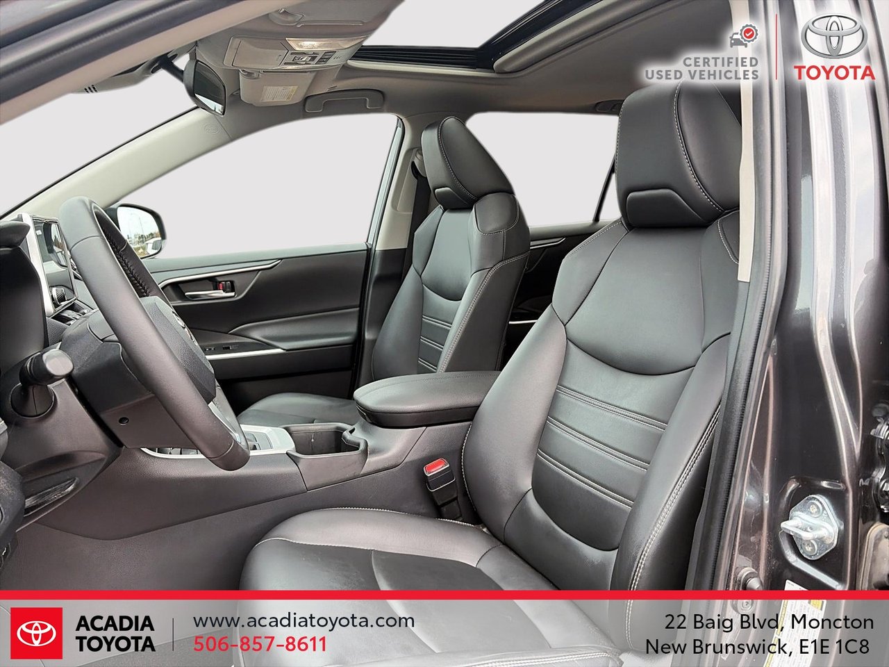 Toyota RAV4 XLE 2024-8
