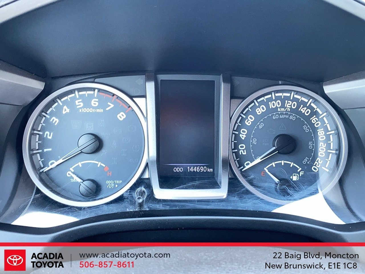 Toyota Tacoma Limited 2017-14
