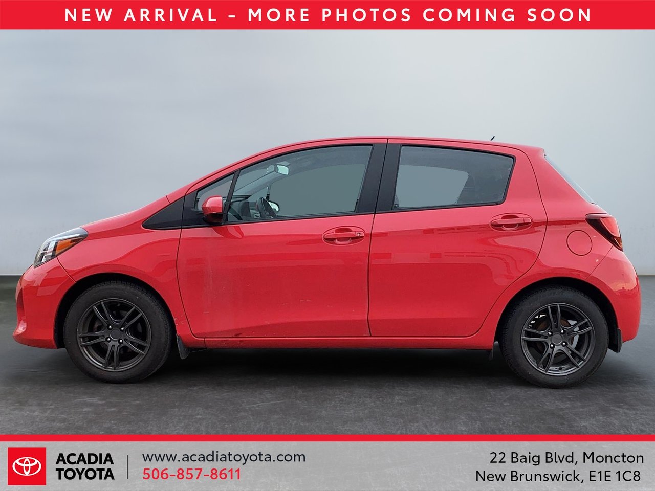 2017 Toyota Yaris LE-4