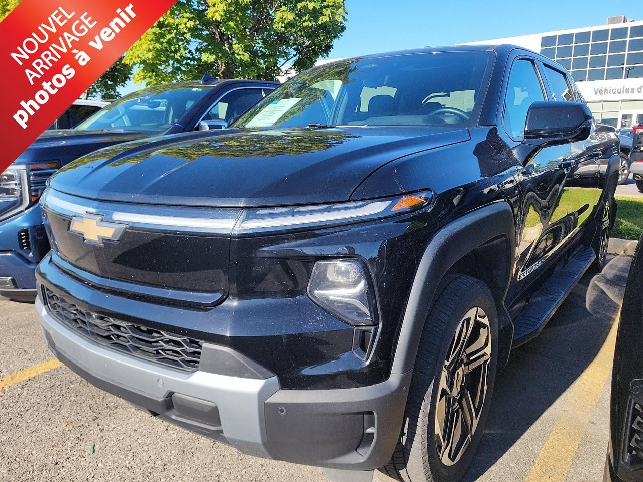 Black 2025 Chevrolet Silverado EV Pickup Truck All-Wheel Drive Automatic
