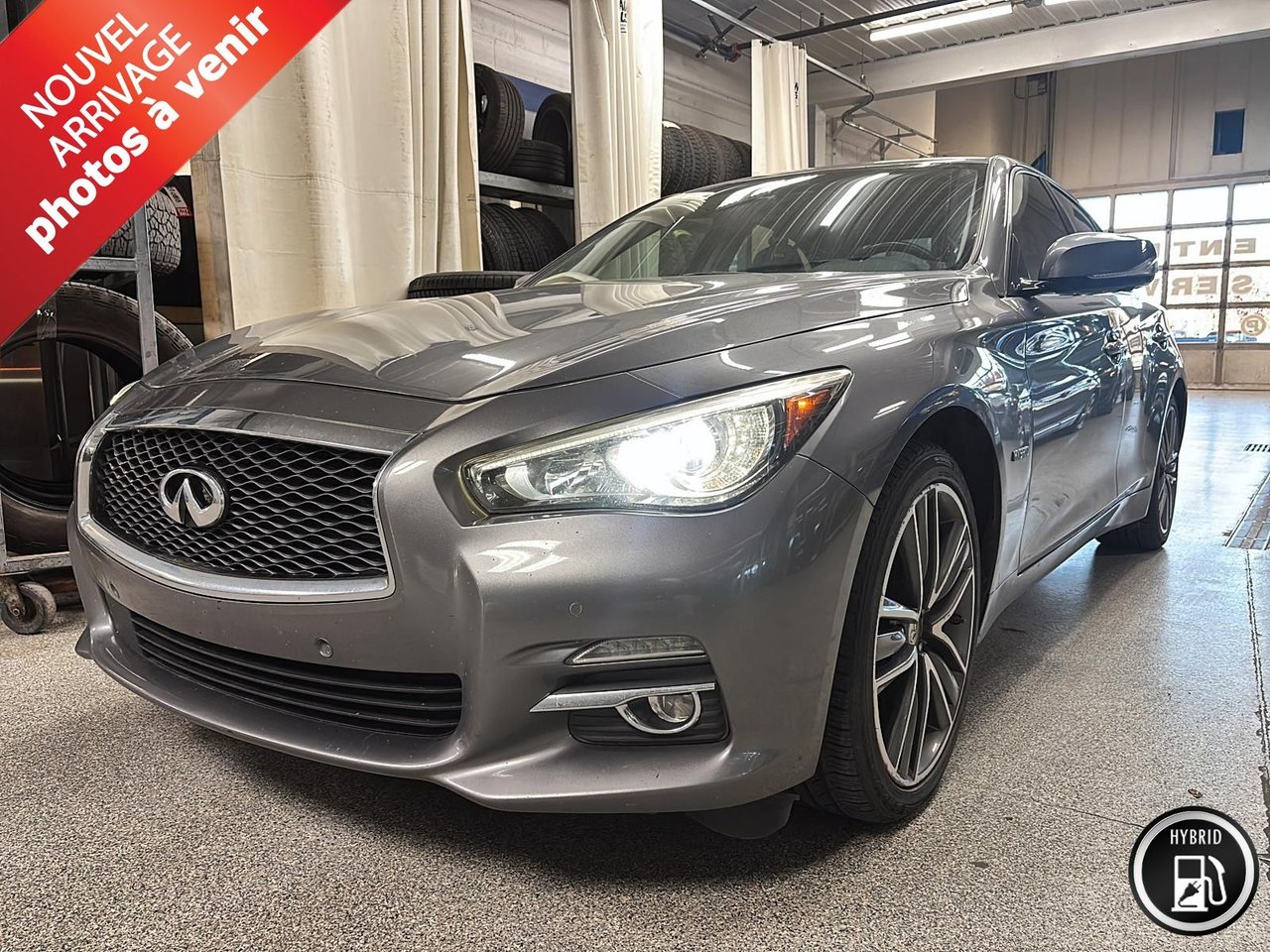 Gray (Asgard Grey Metallic) 2016 INFINITI Q50 Hybrid Sedan All-Wheel Drive Automatic