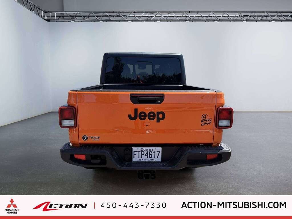 2025 Jeep Gladiator