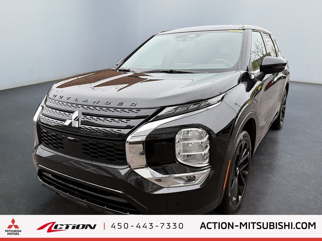 2023 Mitsubishi Outlander NOIR S-AWC