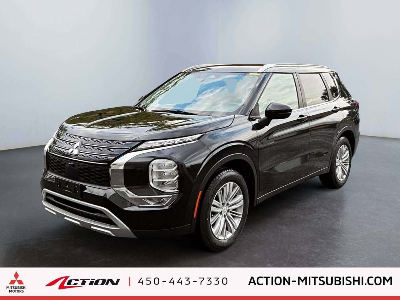 Black 2024 Mitsubishi Outlander SUV / Crossover Automatic