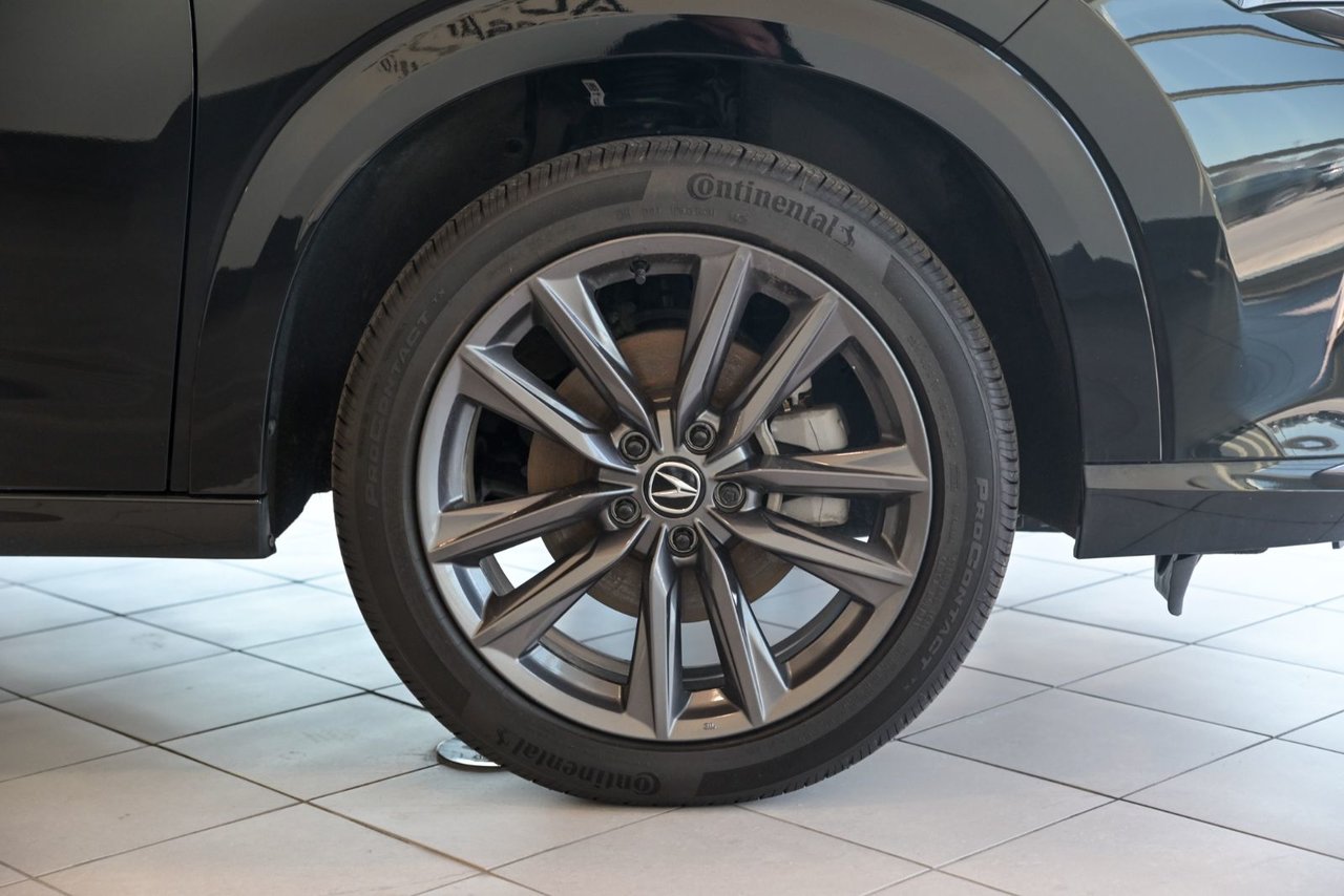 Acura ADX 2025