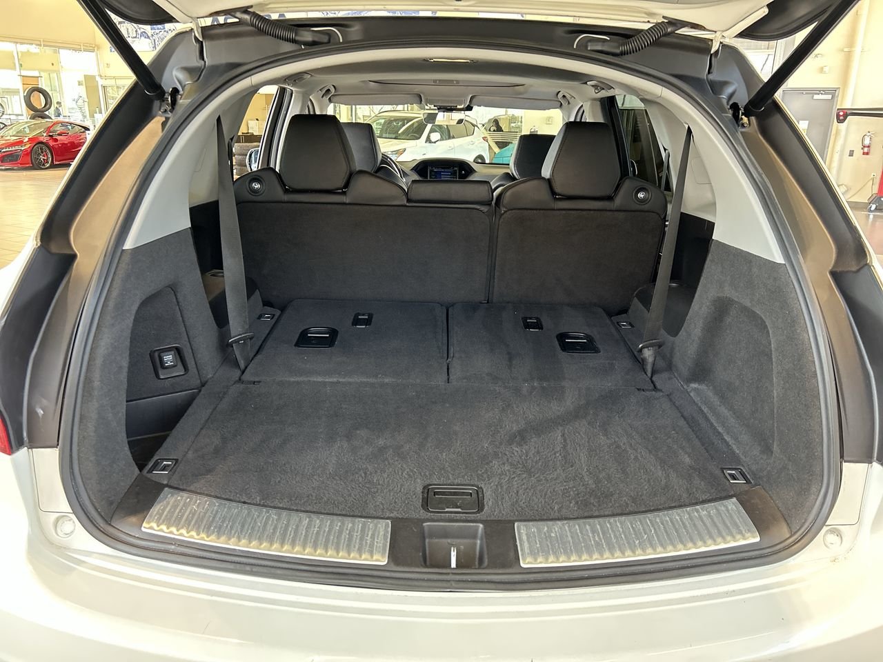 Used 2016 White Diamond (Pearl) Acura Tech image 32